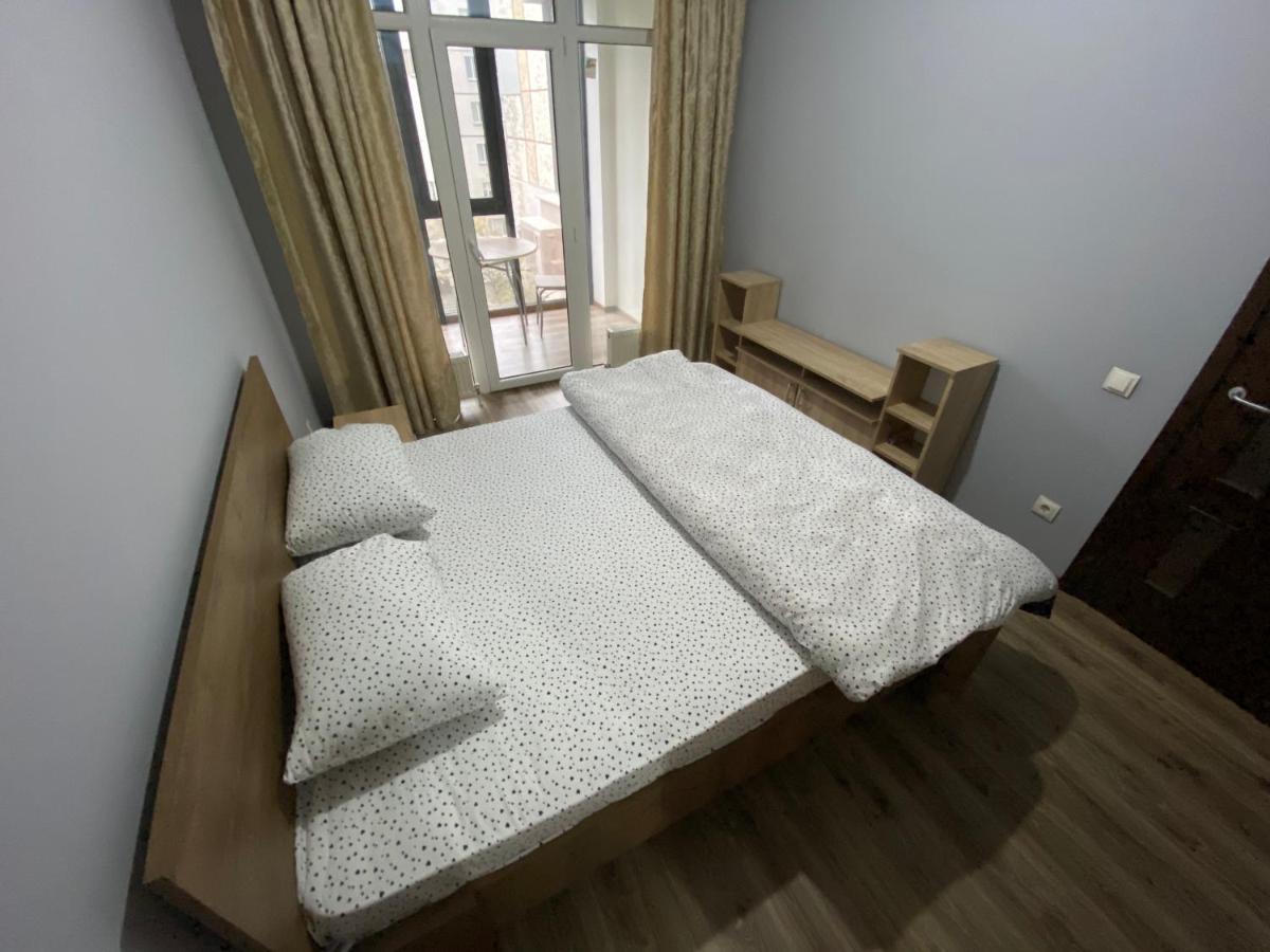 Sky House Central Apartment Kischinau Exterior foto