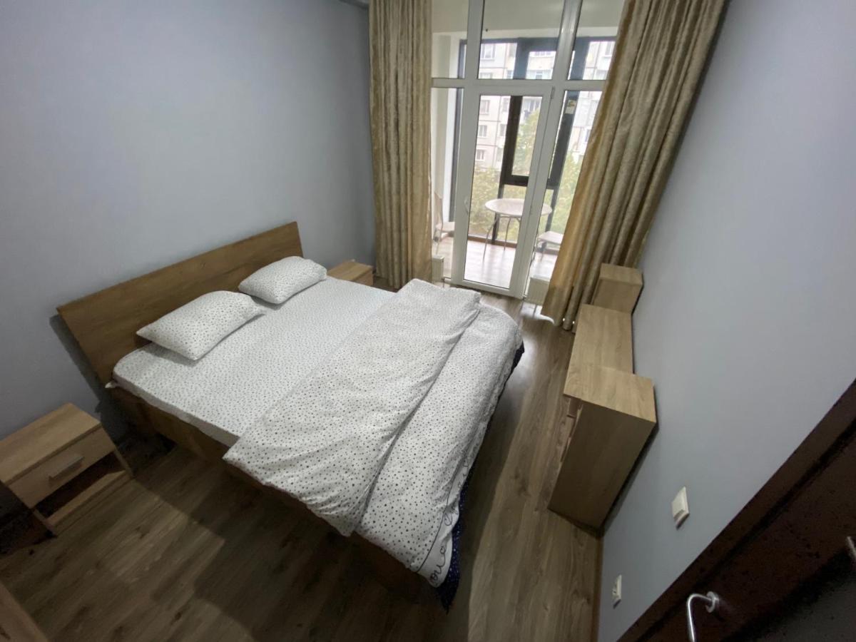 Sky House Central Apartment Kischinau Exterior foto