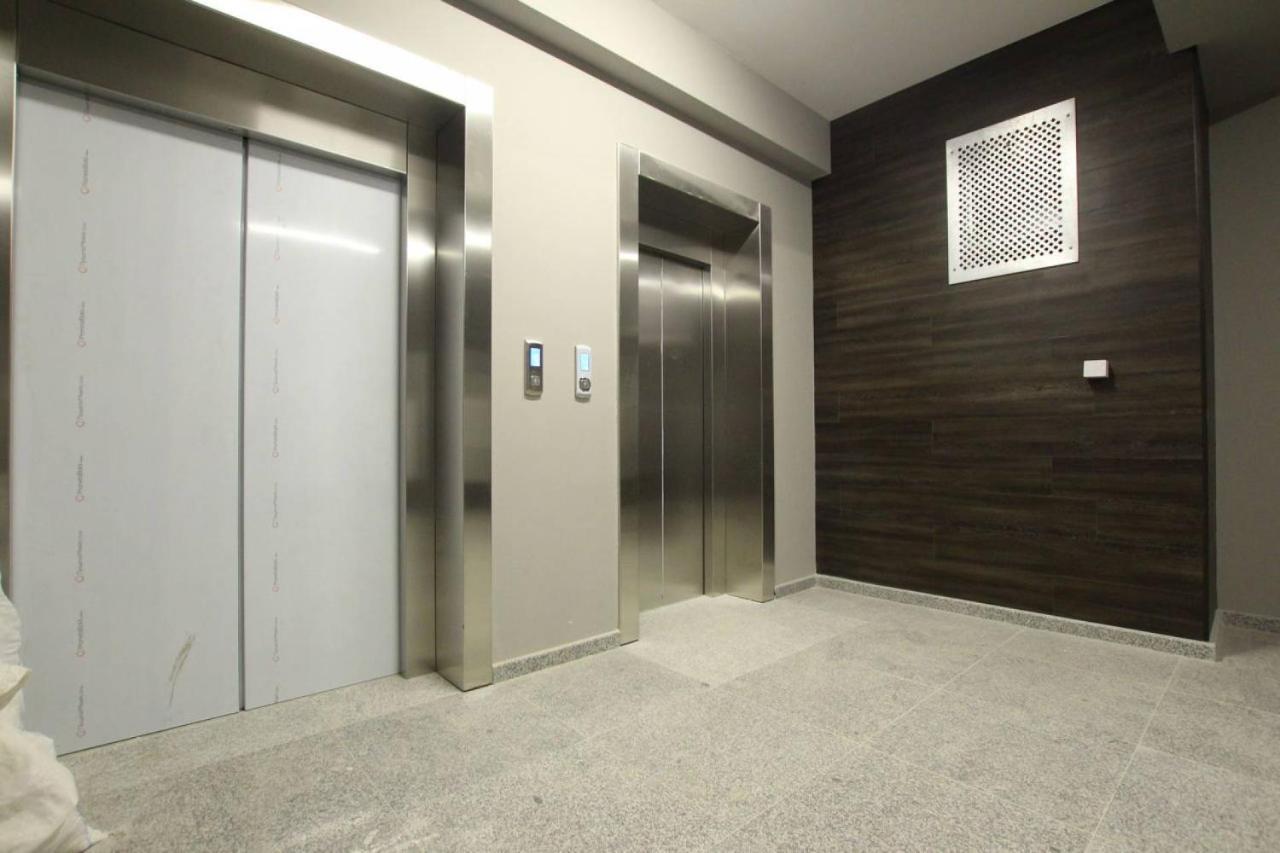 Sky House Central Apartment Kischinau Exterior foto